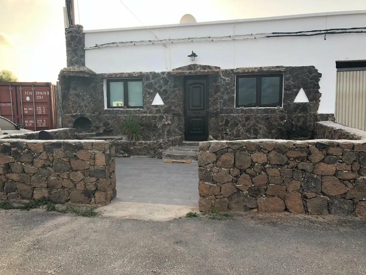 Yasmina Villa Lajares Spain